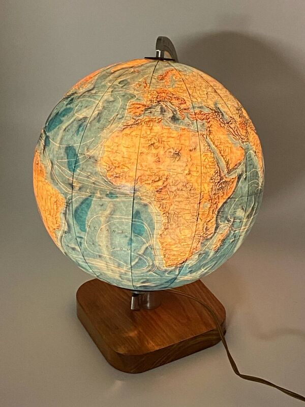 Globe terrestre lumineux vintage / Taride / 1979