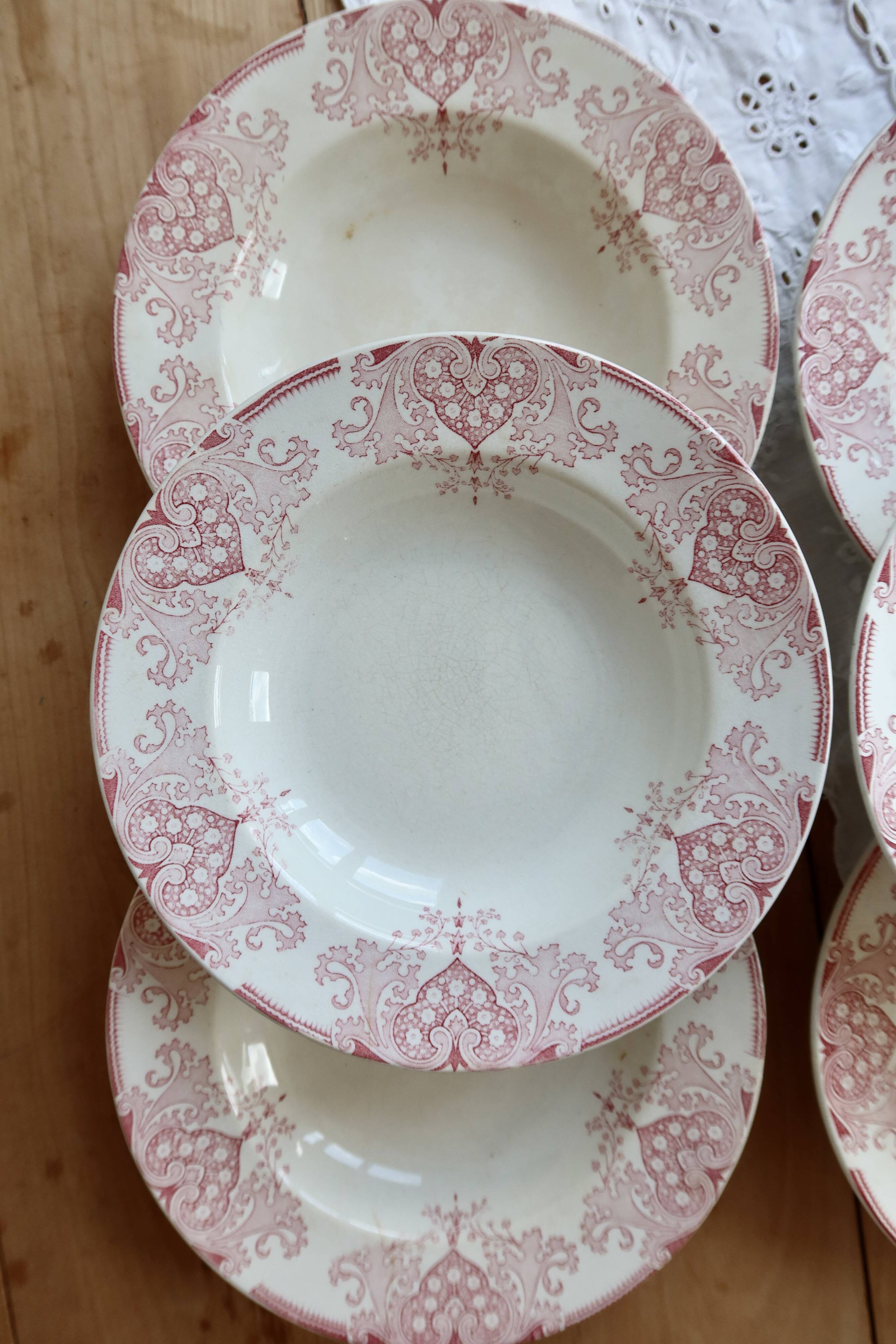 6 deep plates red iron clay Lunéville - "Mauresque" decoration