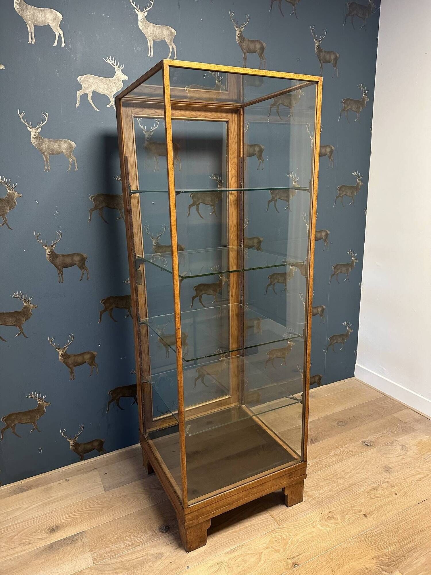 Art Deco Display cabinet