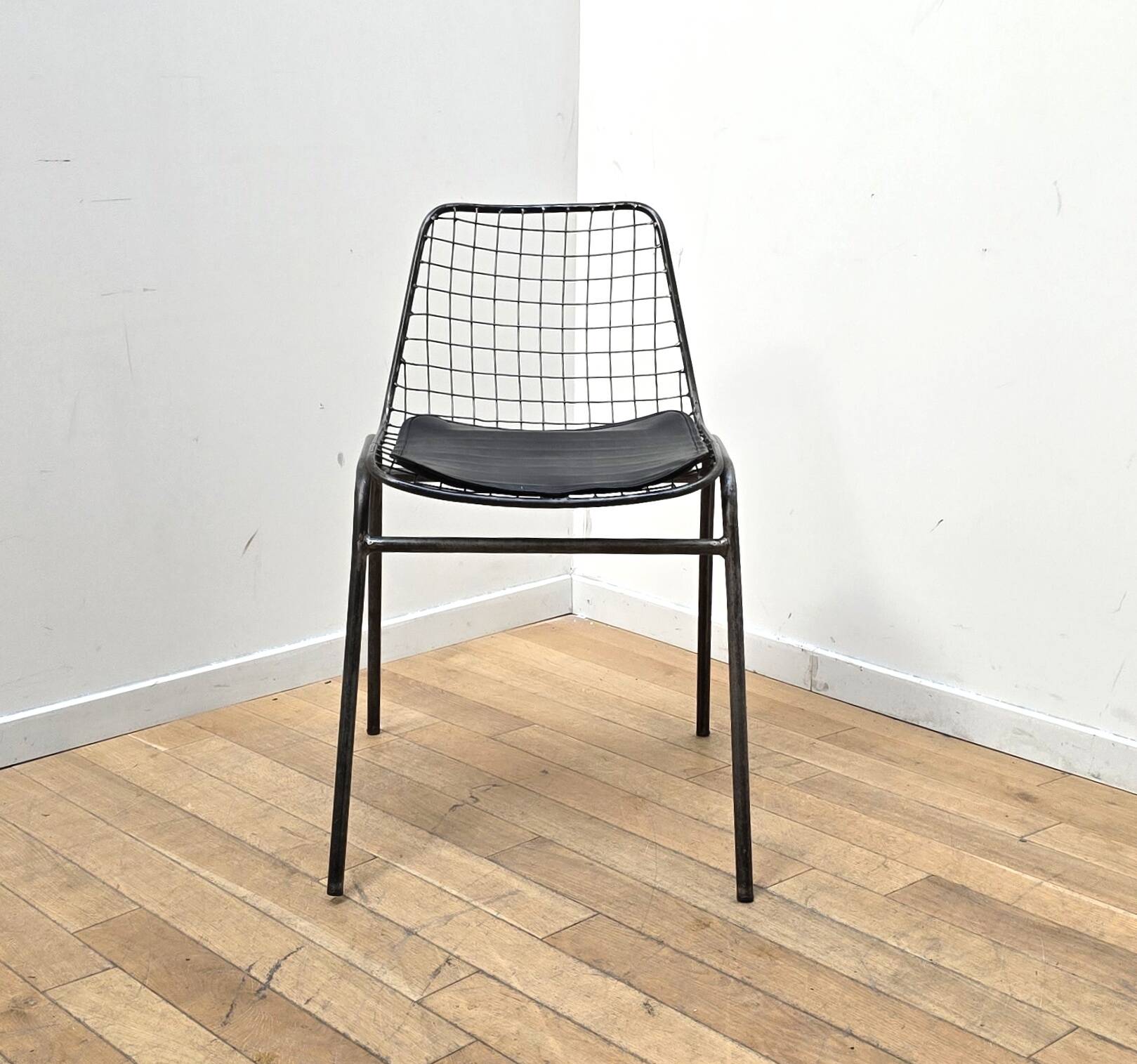 Set of 3 Jali industrial chairs