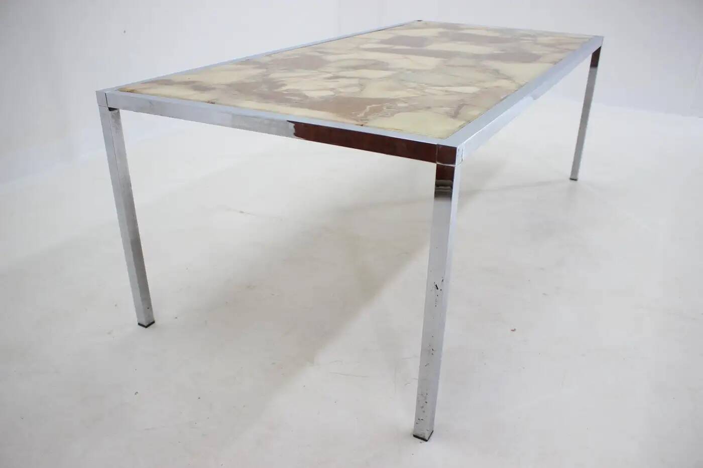 Midcentury design coffee table, epoxy resin, around 1970s