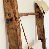 Old wooden ladder / rack