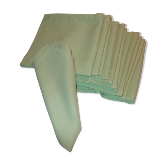 Lot of 12 green napkins