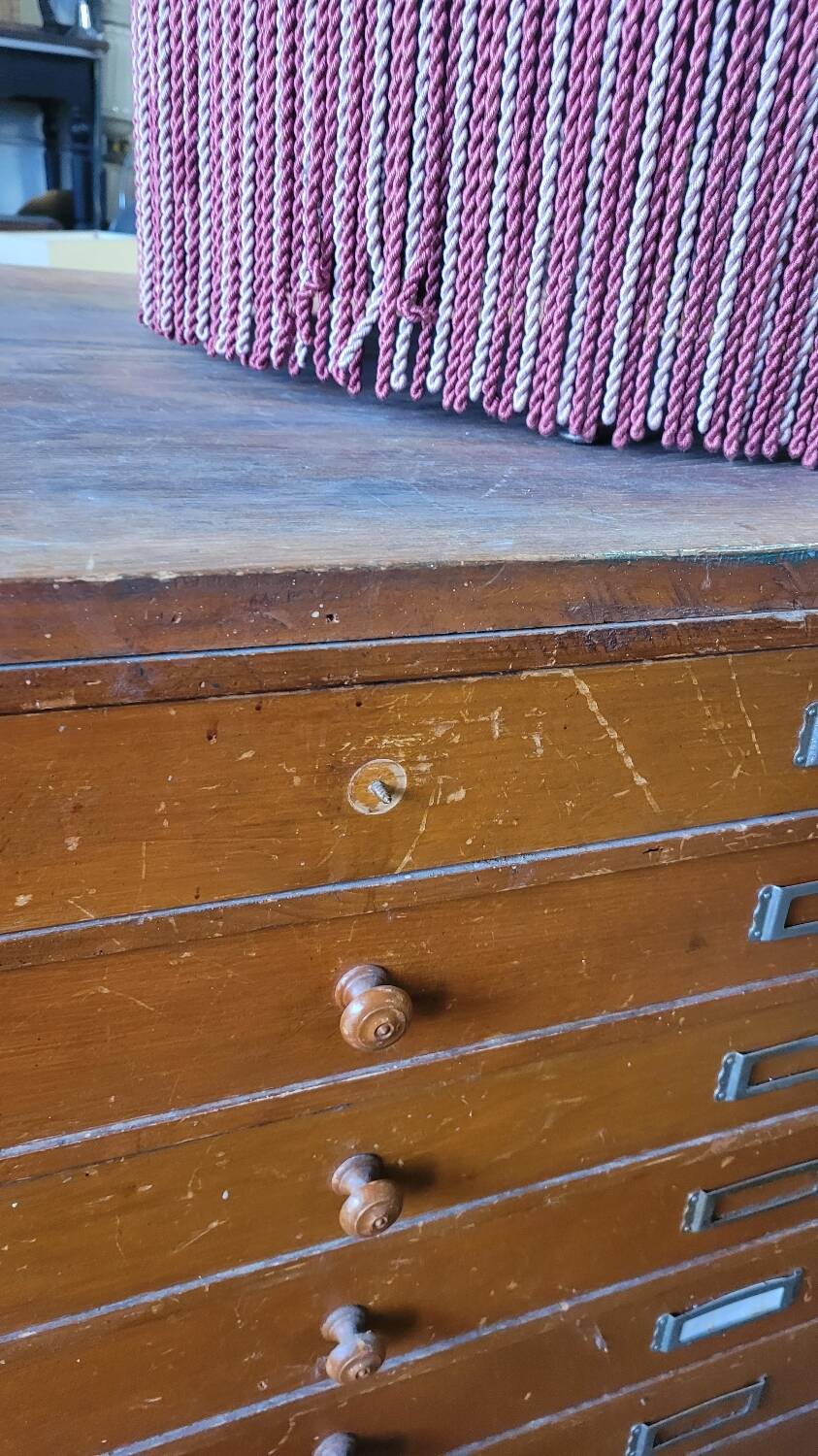 Meuble de Métier Magasin à 60 tiroirs - 1950s