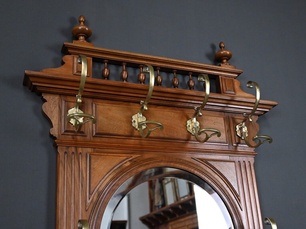 Vestiaire porte-manteaux en chêne – 1900