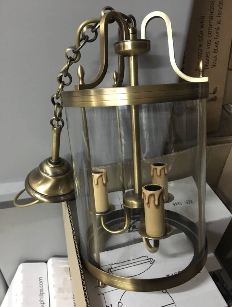 Antique suspended lantern PPE