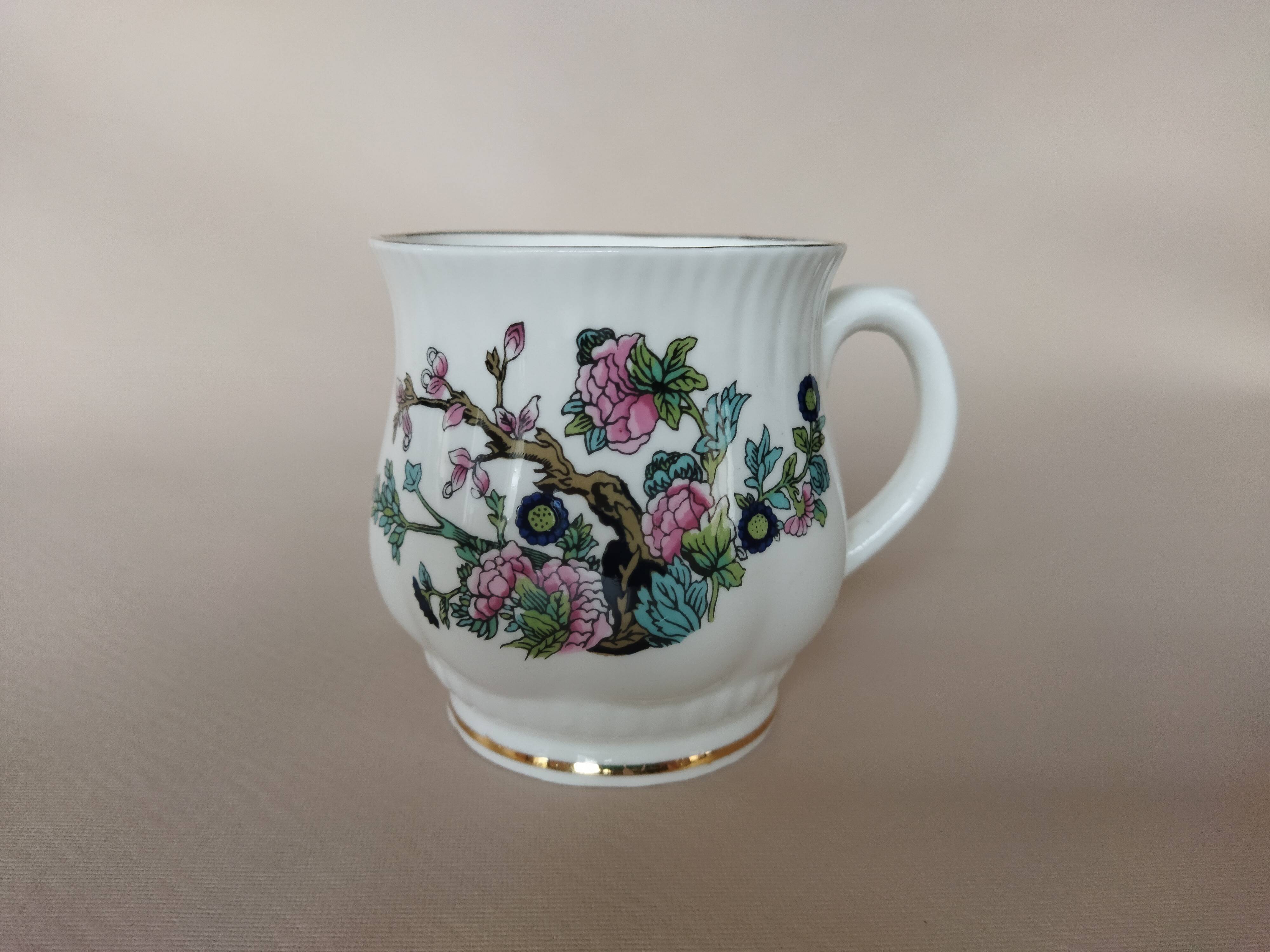 Ashley "Indian Tree" English porcelain mug