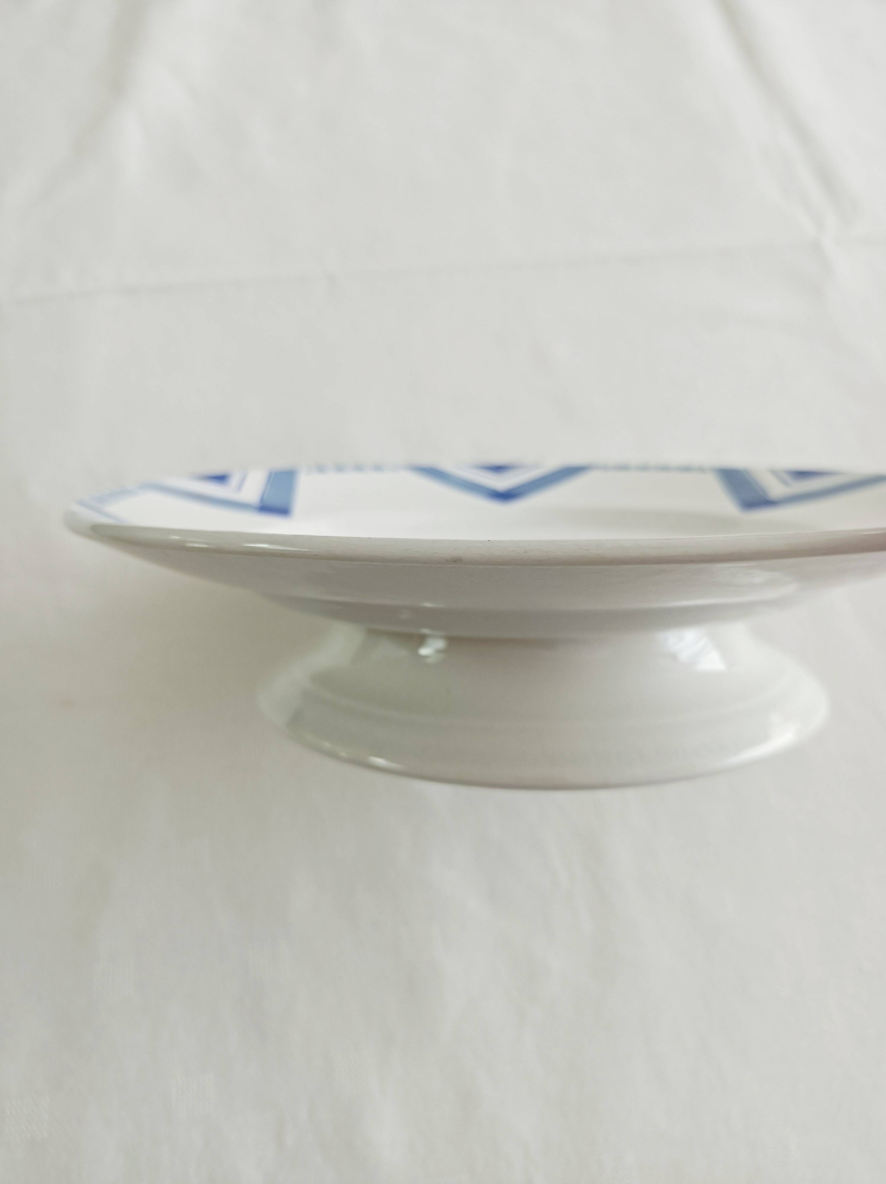 Mounted plate, compote dish Moulin des loups Pax