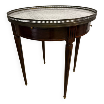 Pedestal table