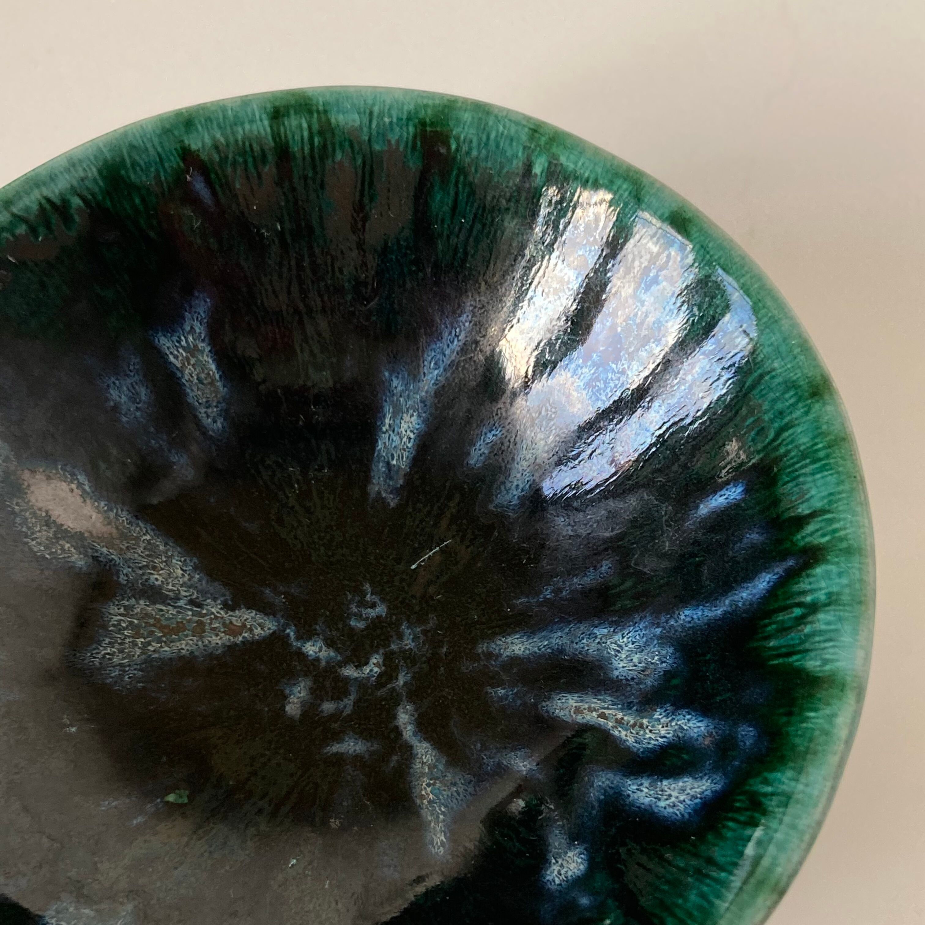 Ceramic pocket tray and green cover