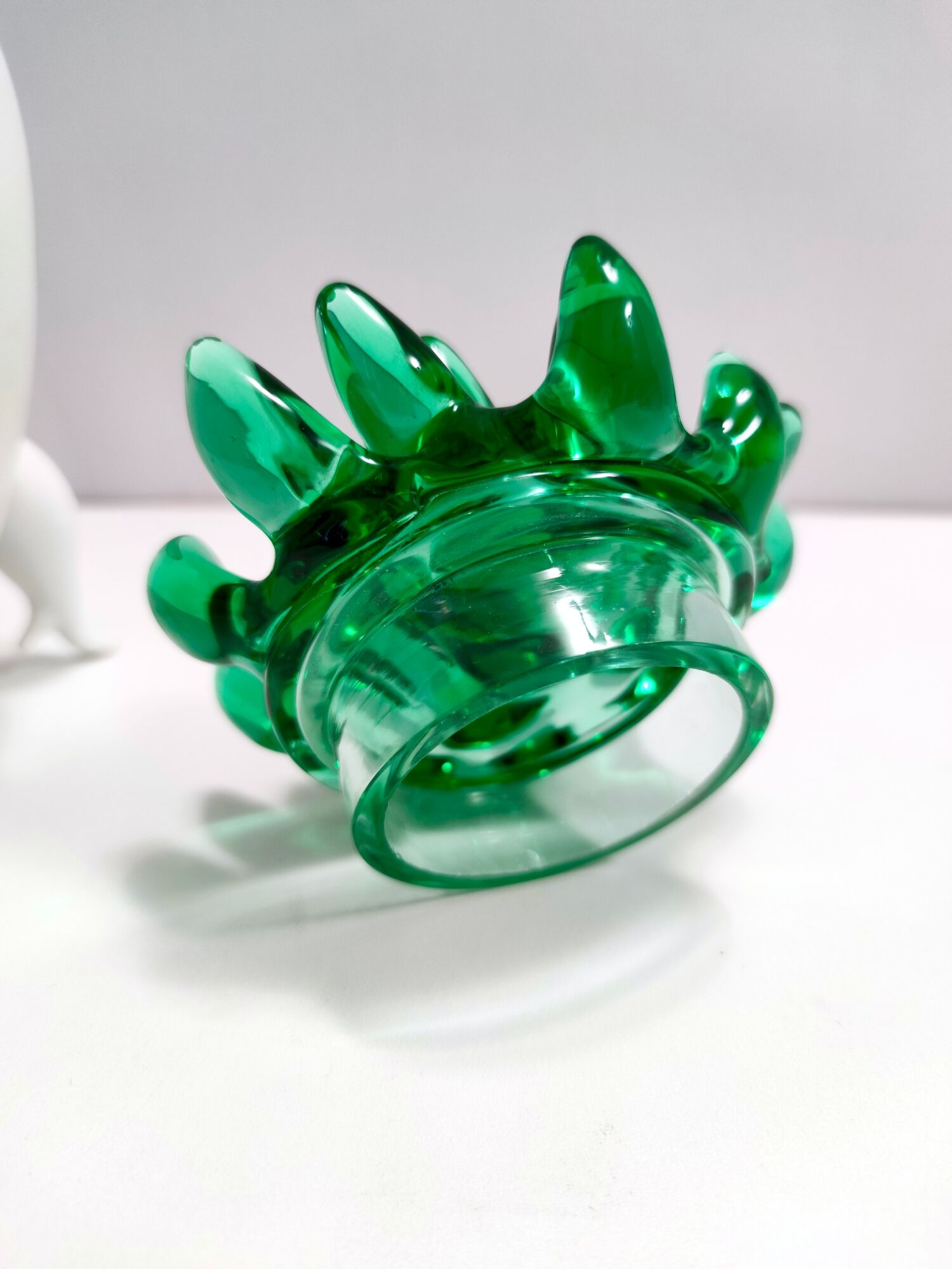Postmodern Green Murano Glass and White Aluminum Table Lamp, Italy