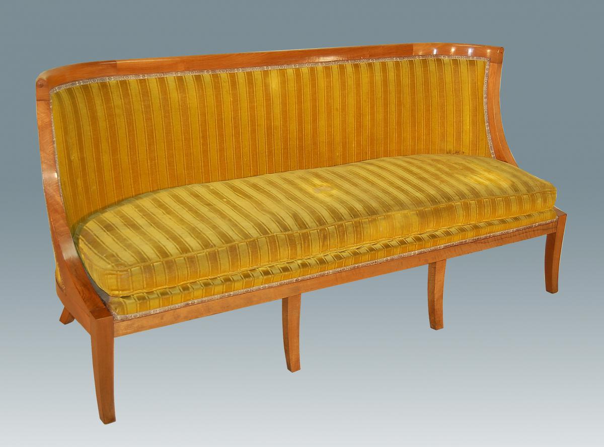 Empire walnut hooded sofa