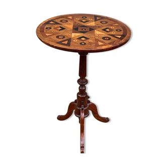 Pedestal table marquetry