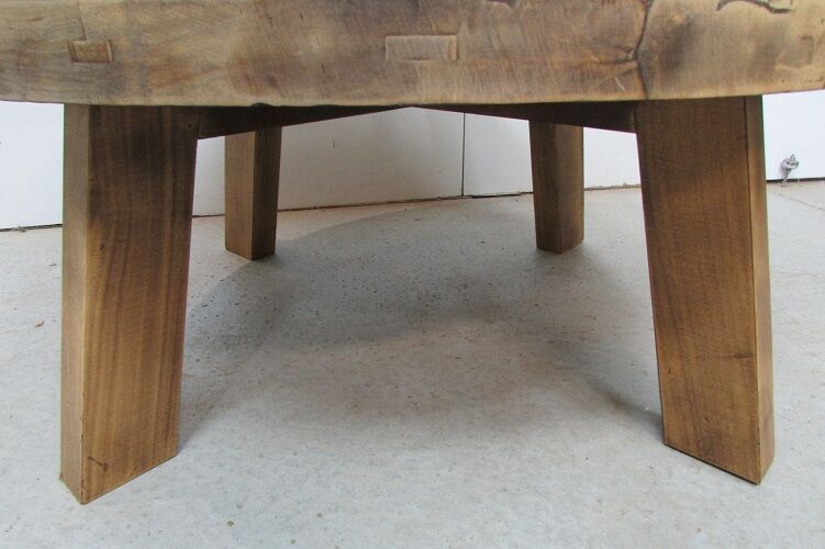 Large brutalist round coffee table, in exotic oak 1960s