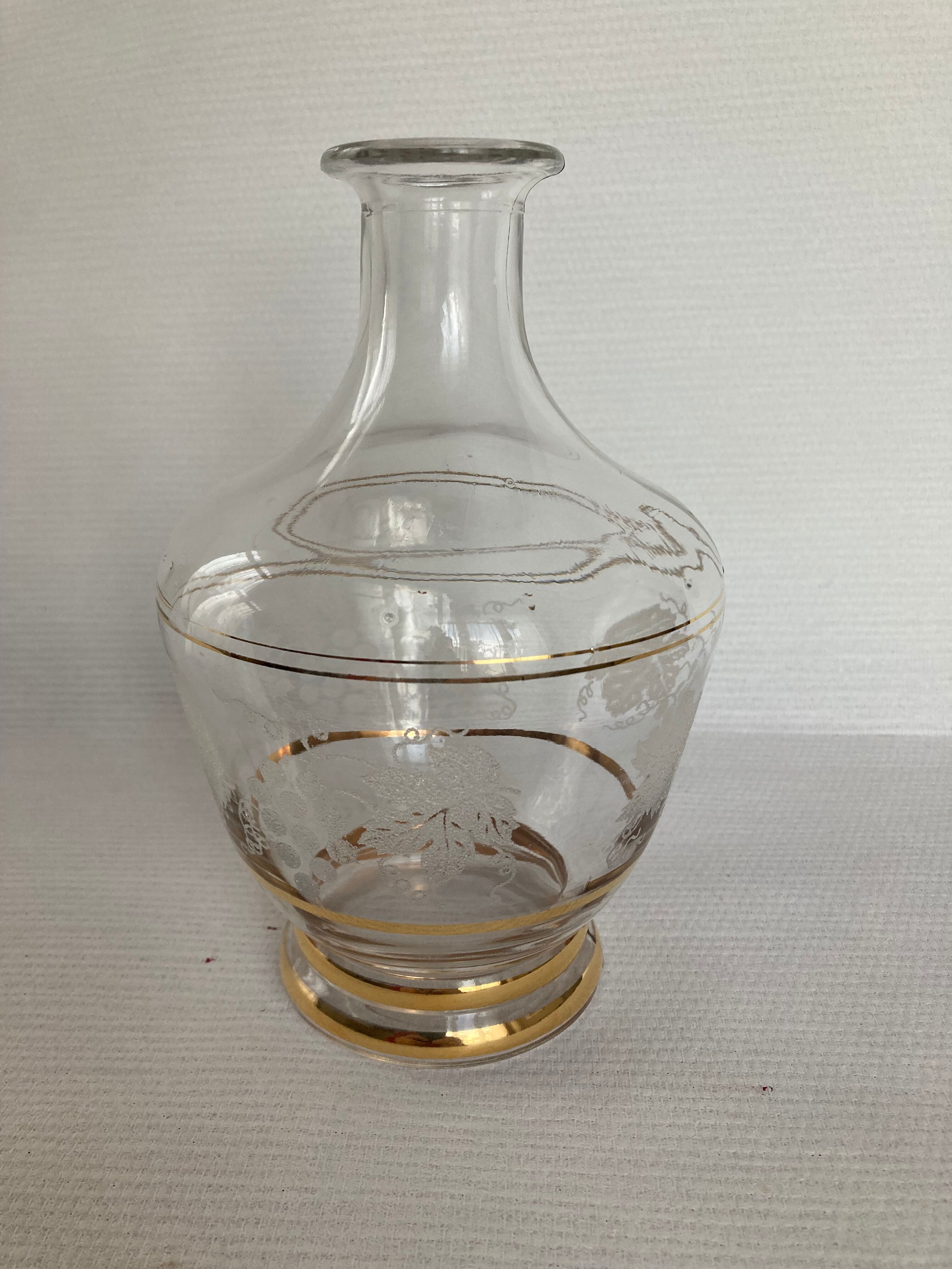 Granite glass water carafe