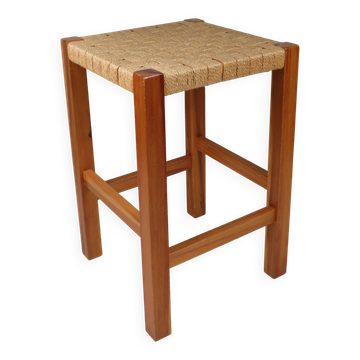 Tabouret vintage en bois avec assise tressée – années 60/70