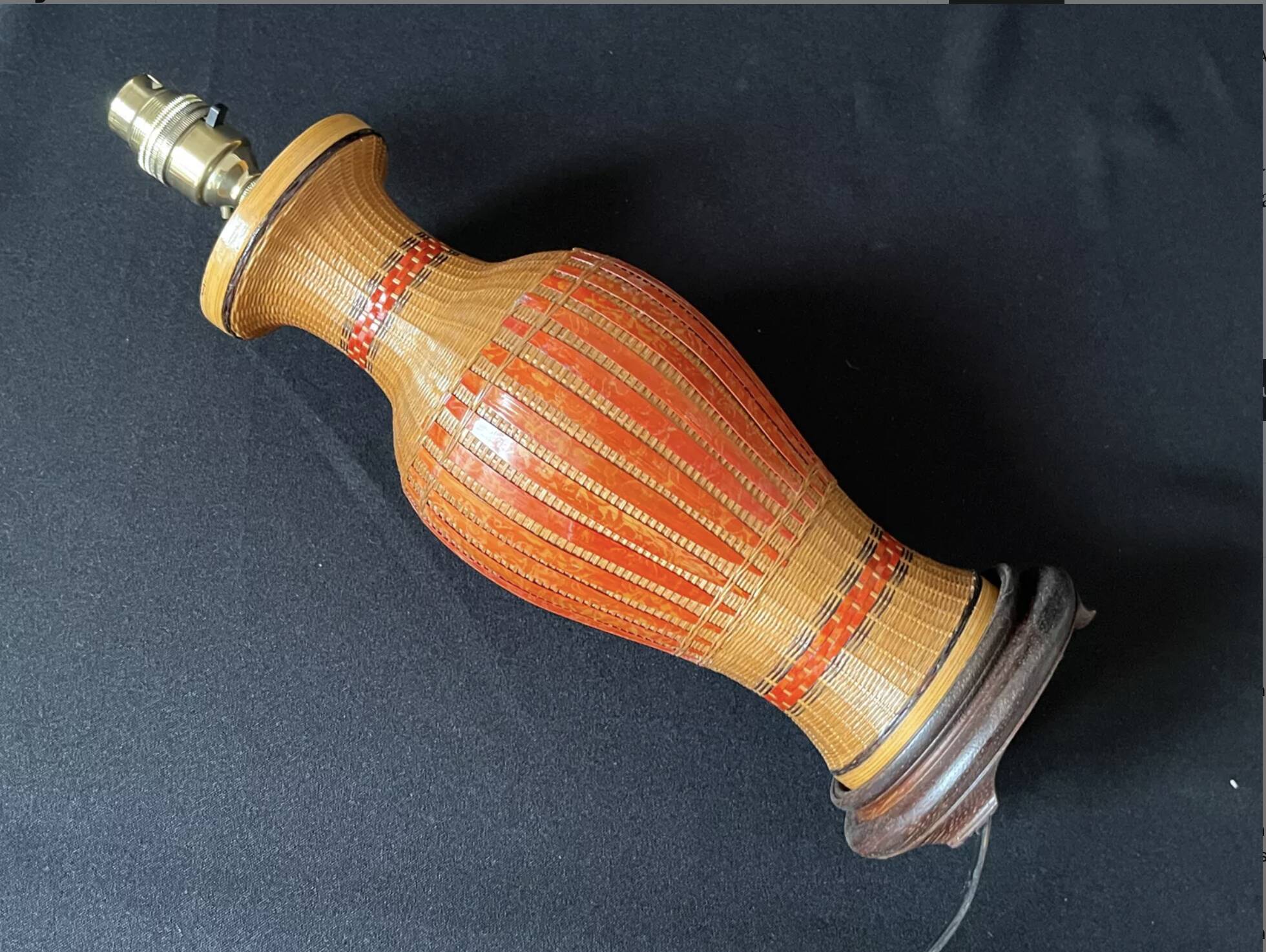 Vintage 1970s Chinese lamp base in woven bamboo on a porcelain vase