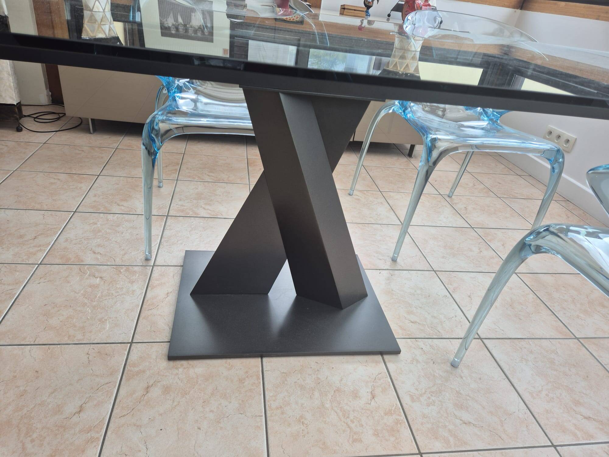 Table Axel Roche Bobois + 4 chaises Ava