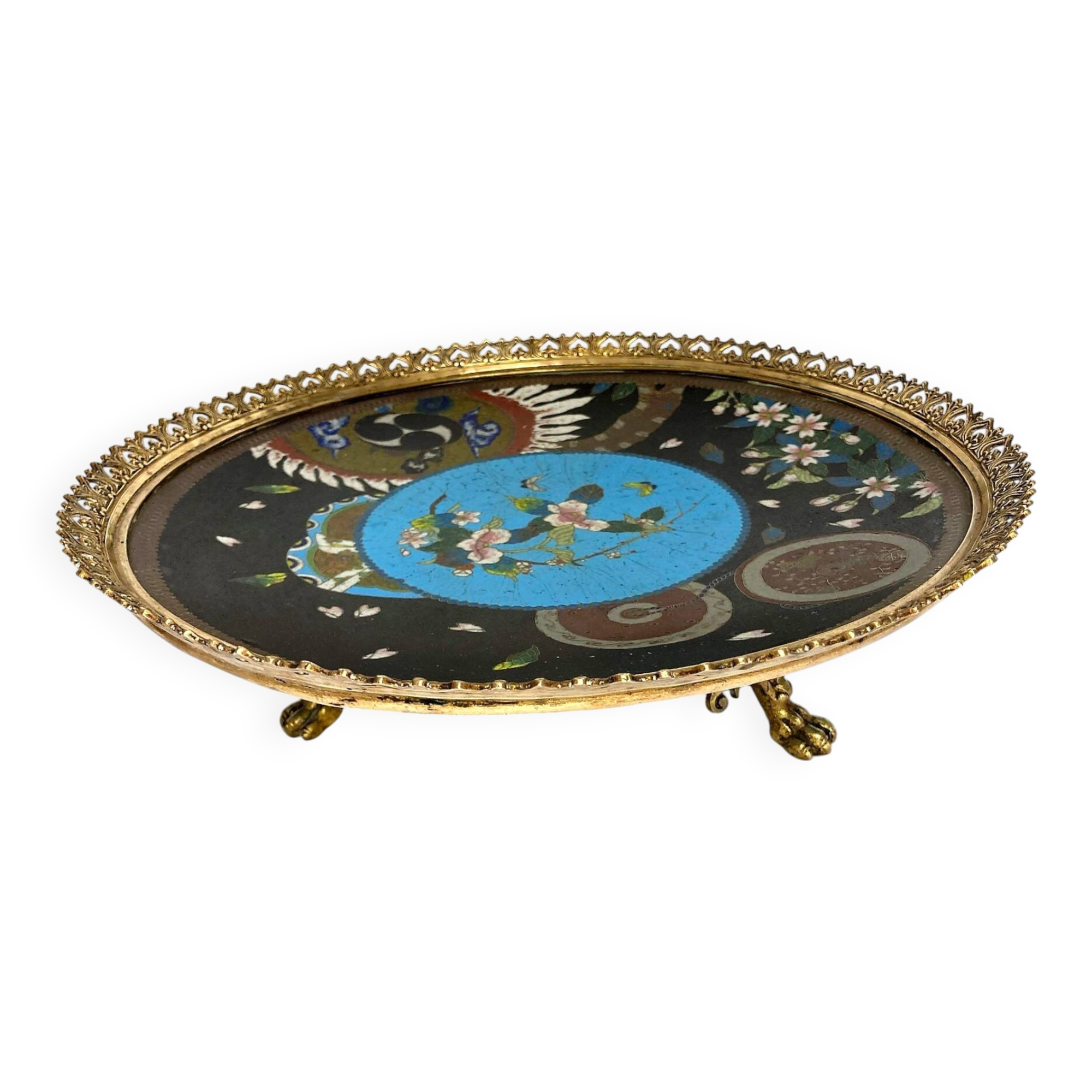 Japan, empty pocket bowl in cloisonné enamel and bronze, Meiji period, late 19th century.