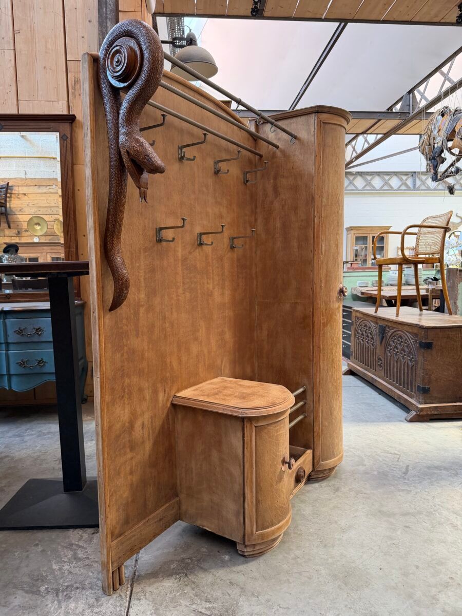 Art Deco entrance hall wardrobe