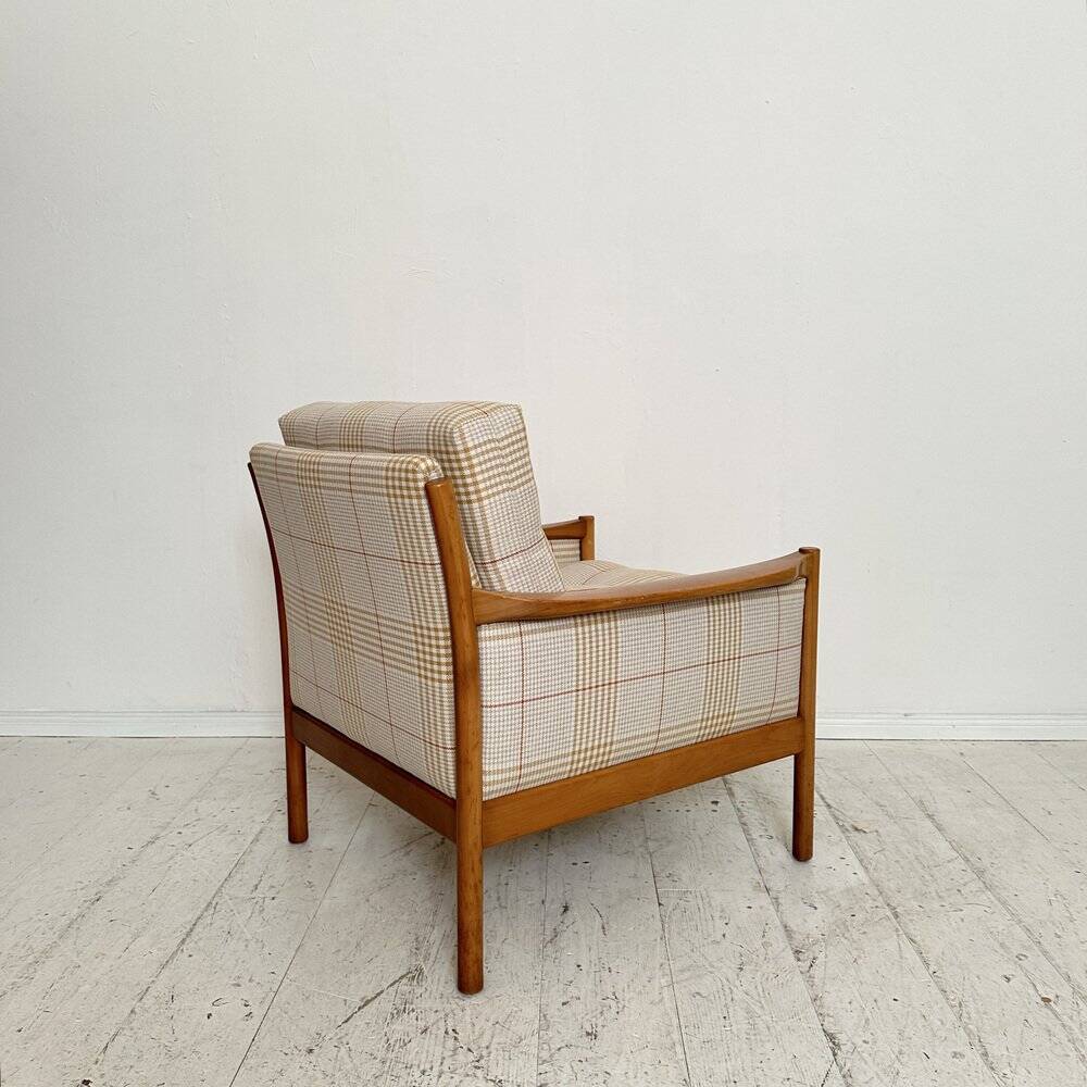 Mid-Century Scandinavian Armchair in Cherry Wood and Checked Fabric, 1960s