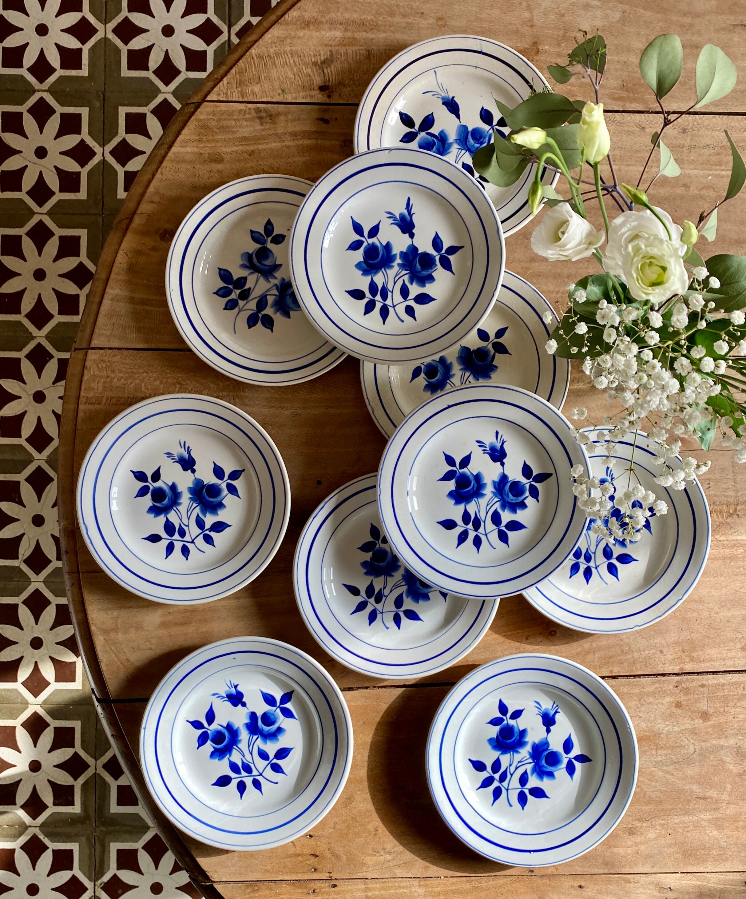 Set of 10 vintage dessert plates Moulin des Loups