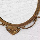 Miroir rond style médaillon en laiton