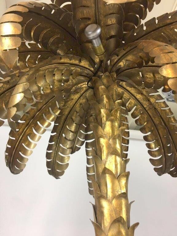Floor lamp in the shape of a golden metal palm tree of 181 cm