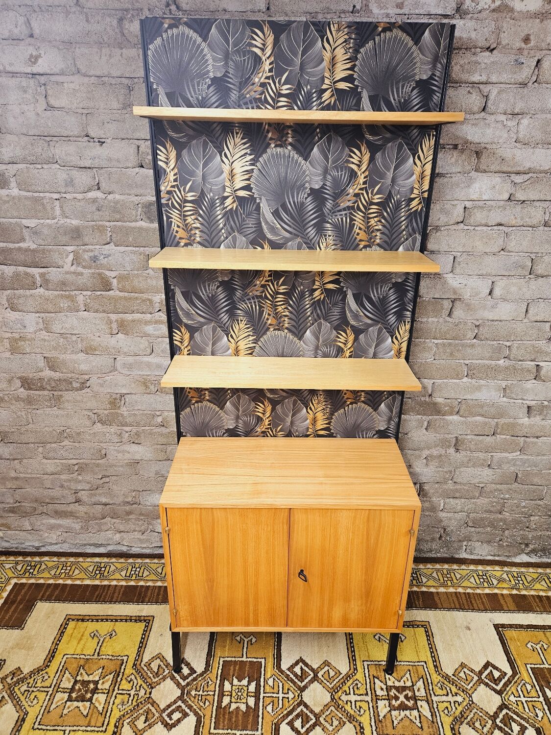 Modular furniture with vintage shelves year 1970