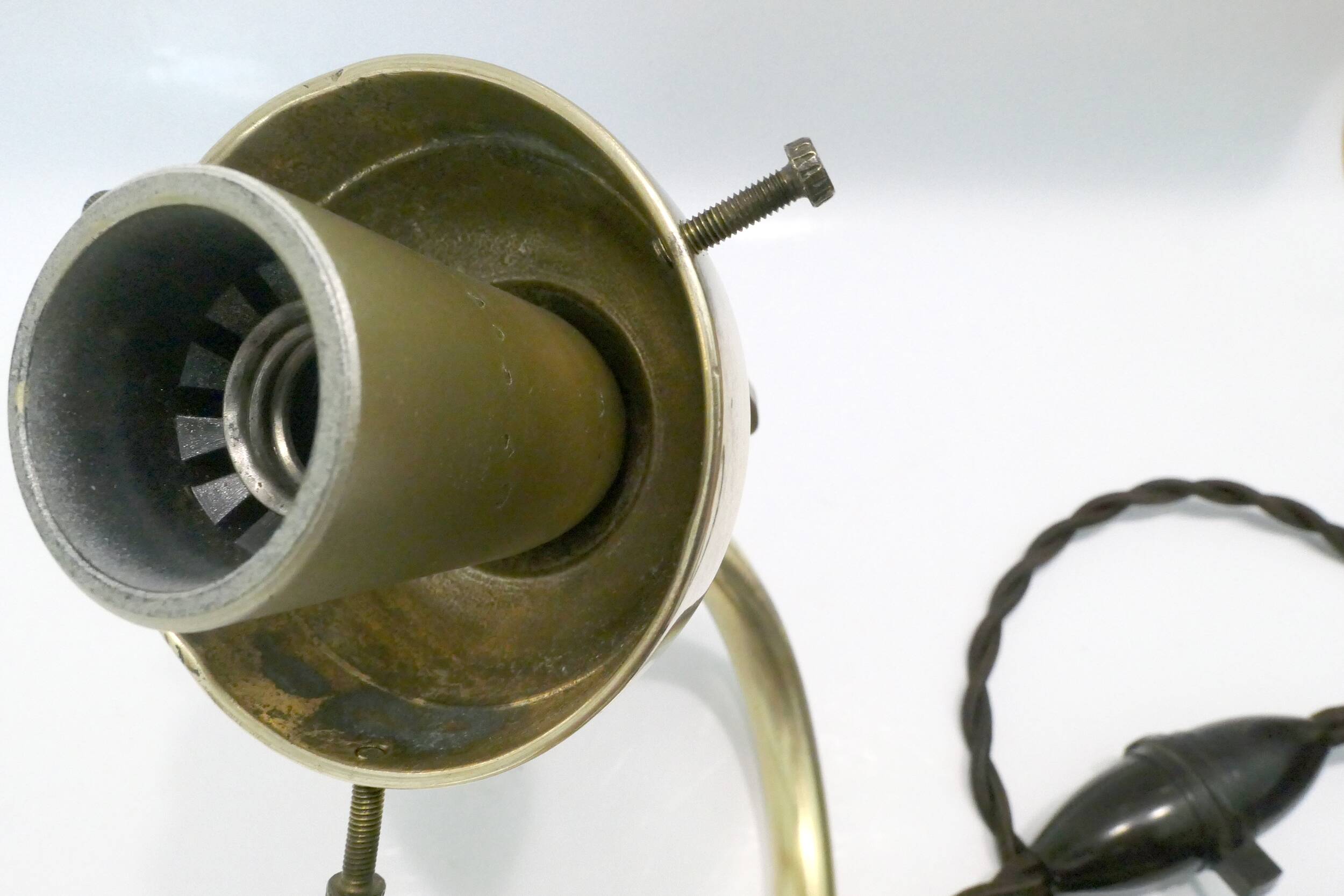 "swan neck" lamp in bronze and brass from 1900