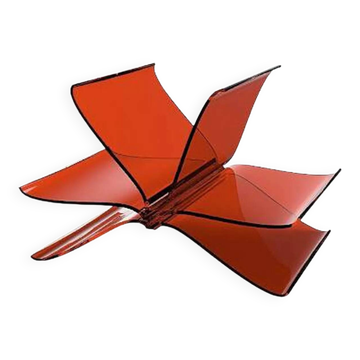 Red Kartell magazine rack