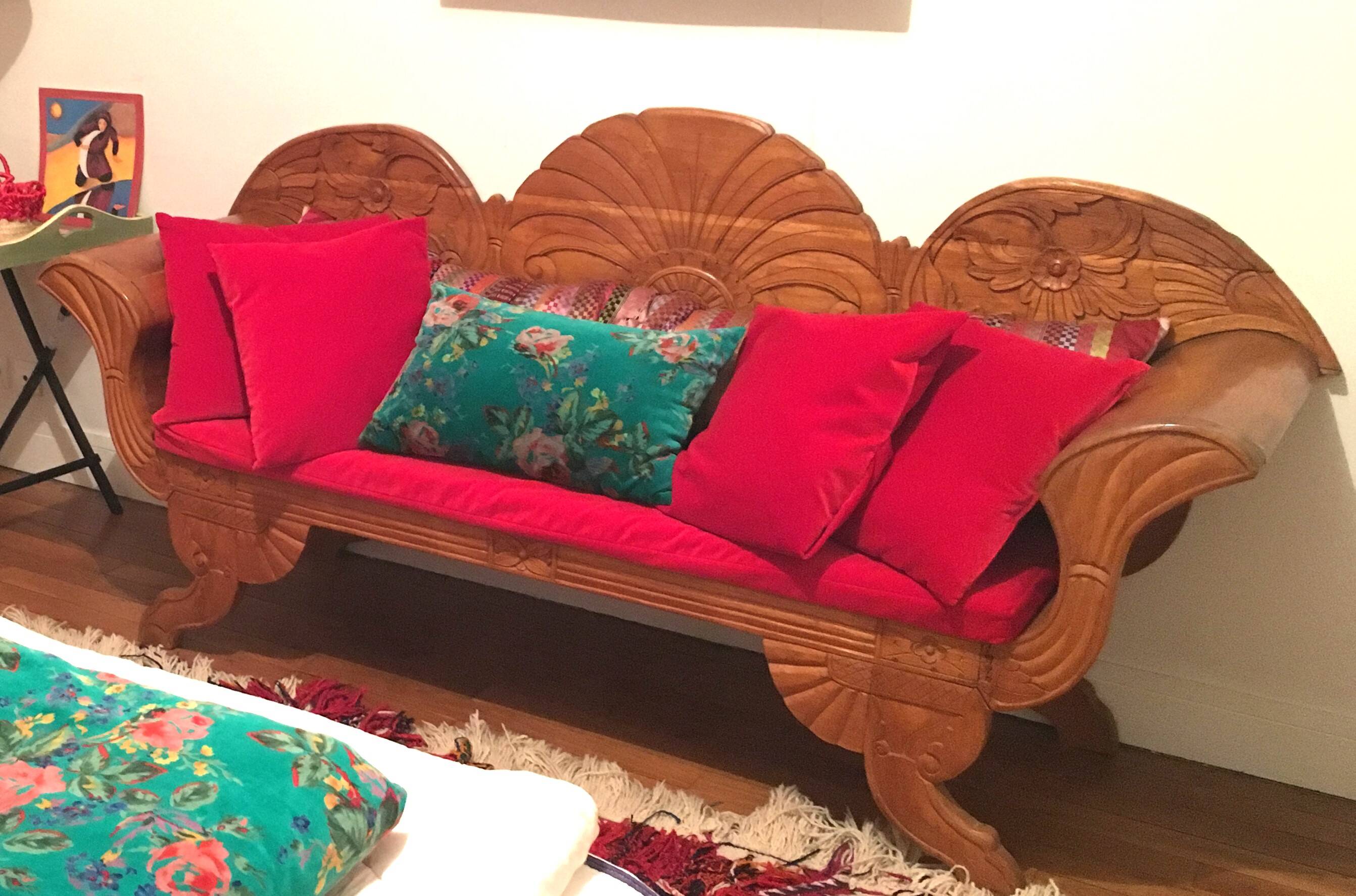 Indonesian fruit wood bench.