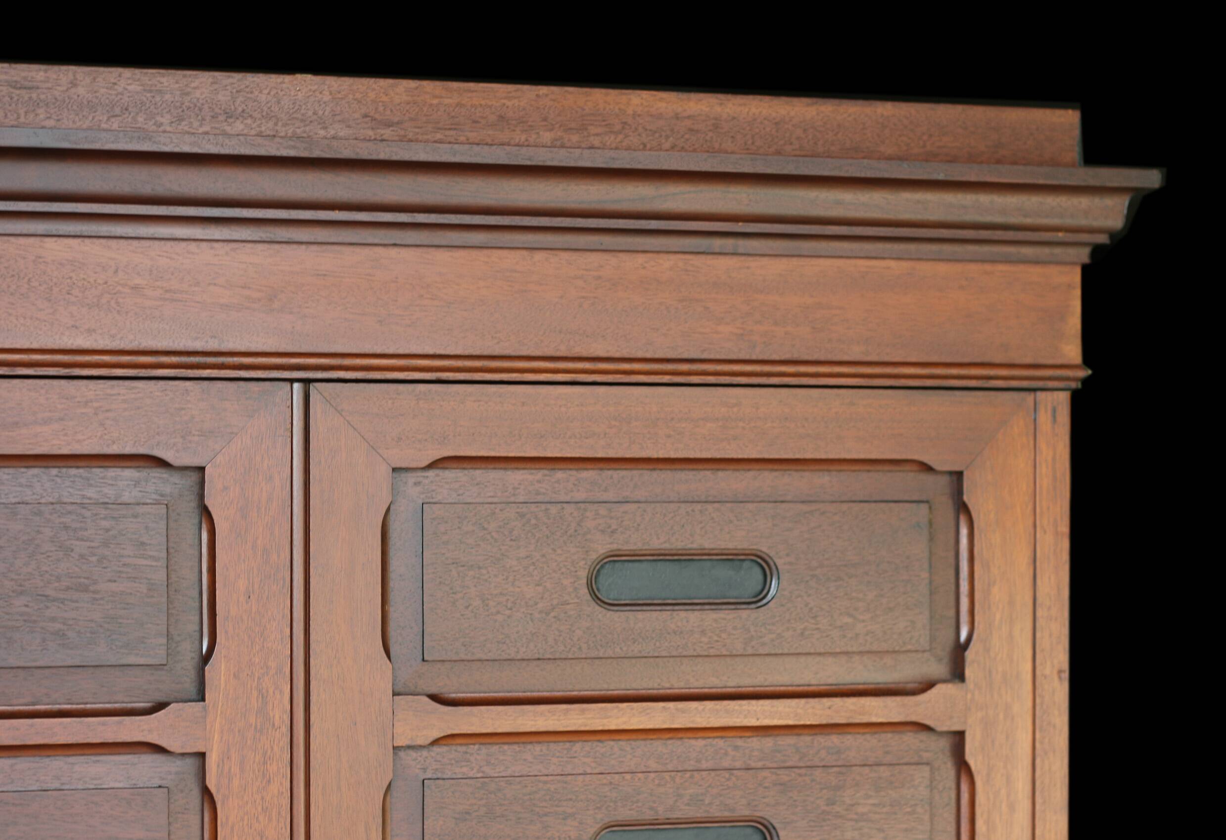 Sumptuous notary's card cabinet in mahogany (circa 1900)