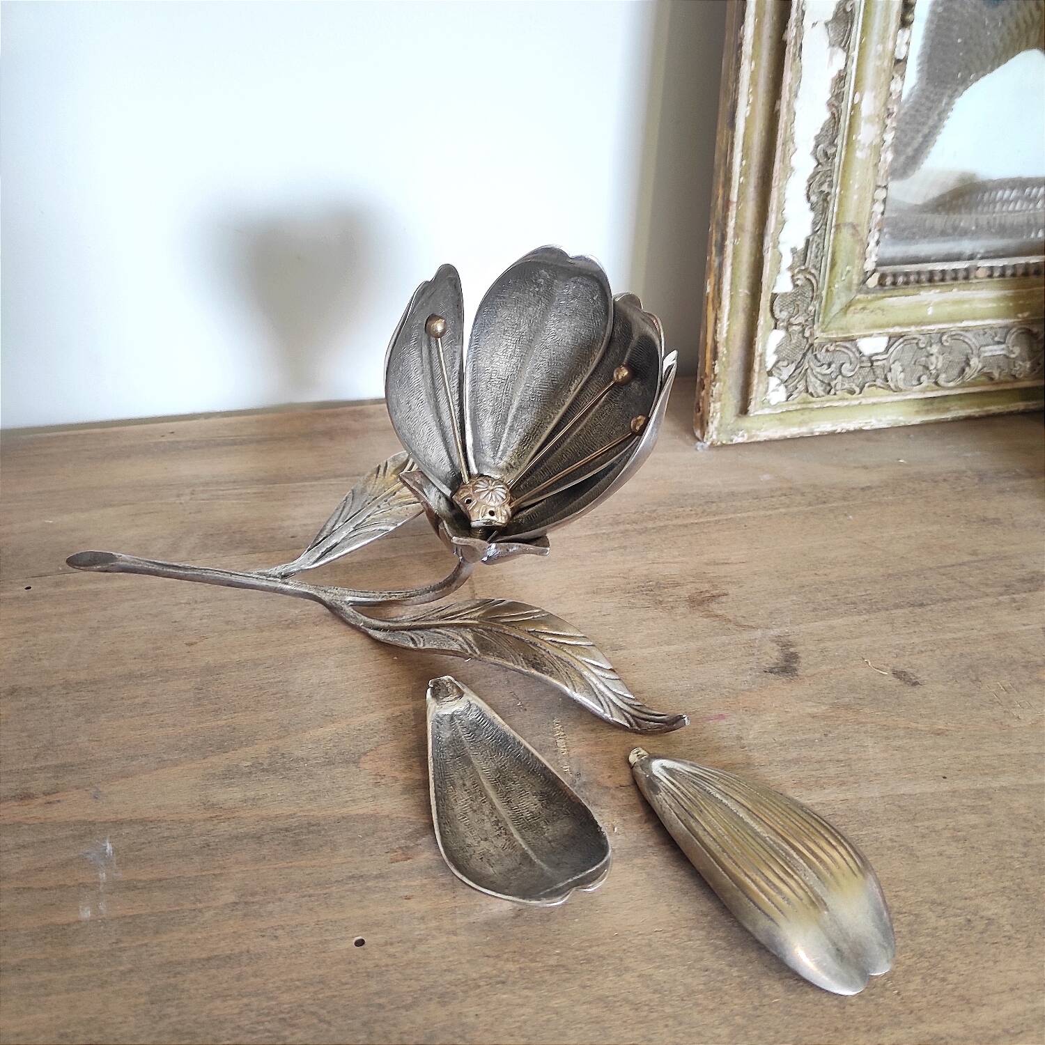 Brass flower ashtray