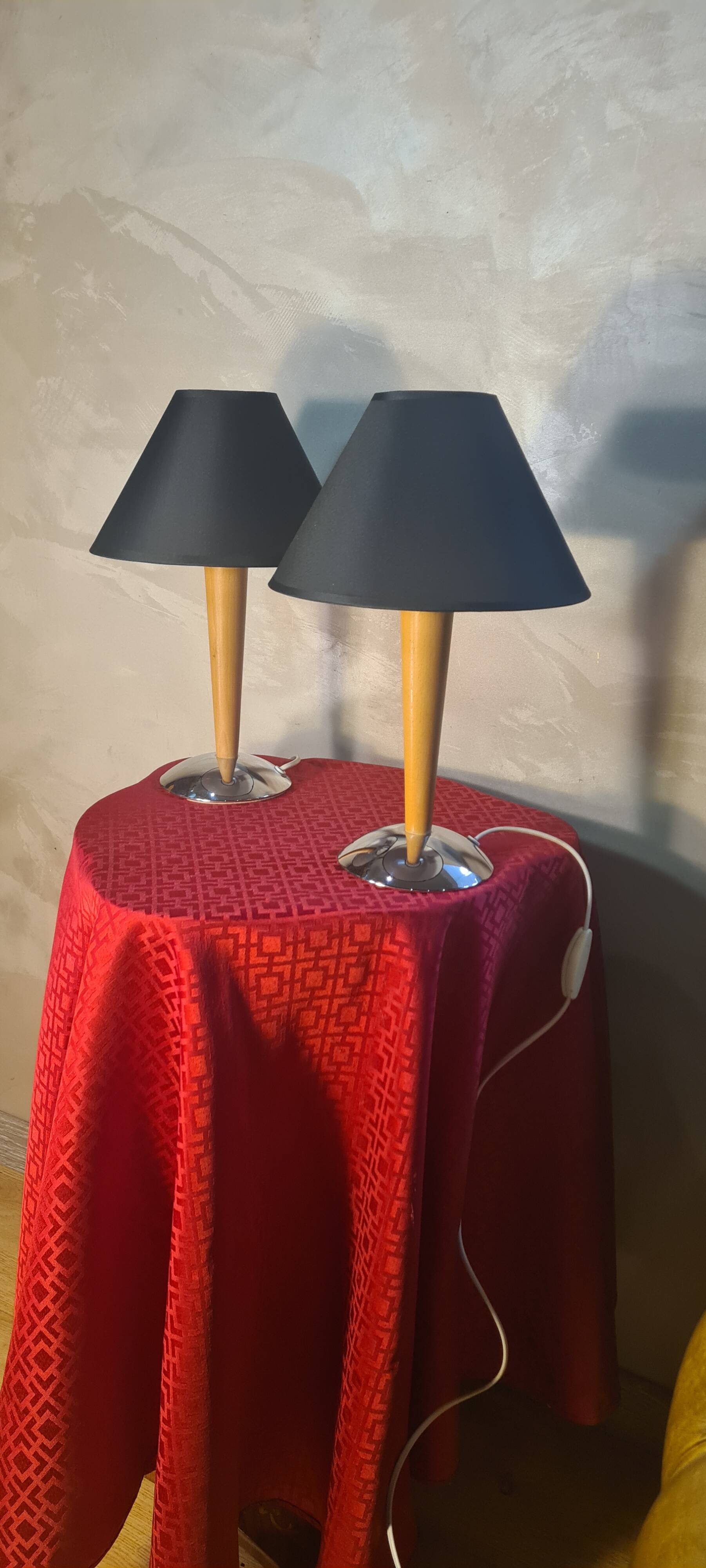 Pair of Scandinavian style bedside lamps in wood and chrome metal, electric ok, 40x25.