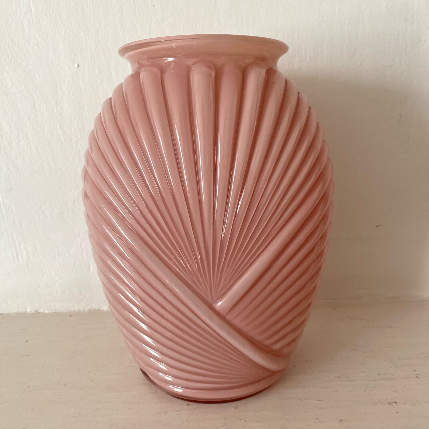 Draped vase from the 1980s by Anchor Hocking.