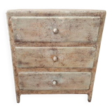 Small chest of drawers with pigments