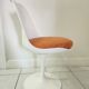 Chaise pivotante Tulip design de Eero Saarinen pour Knoll Int.