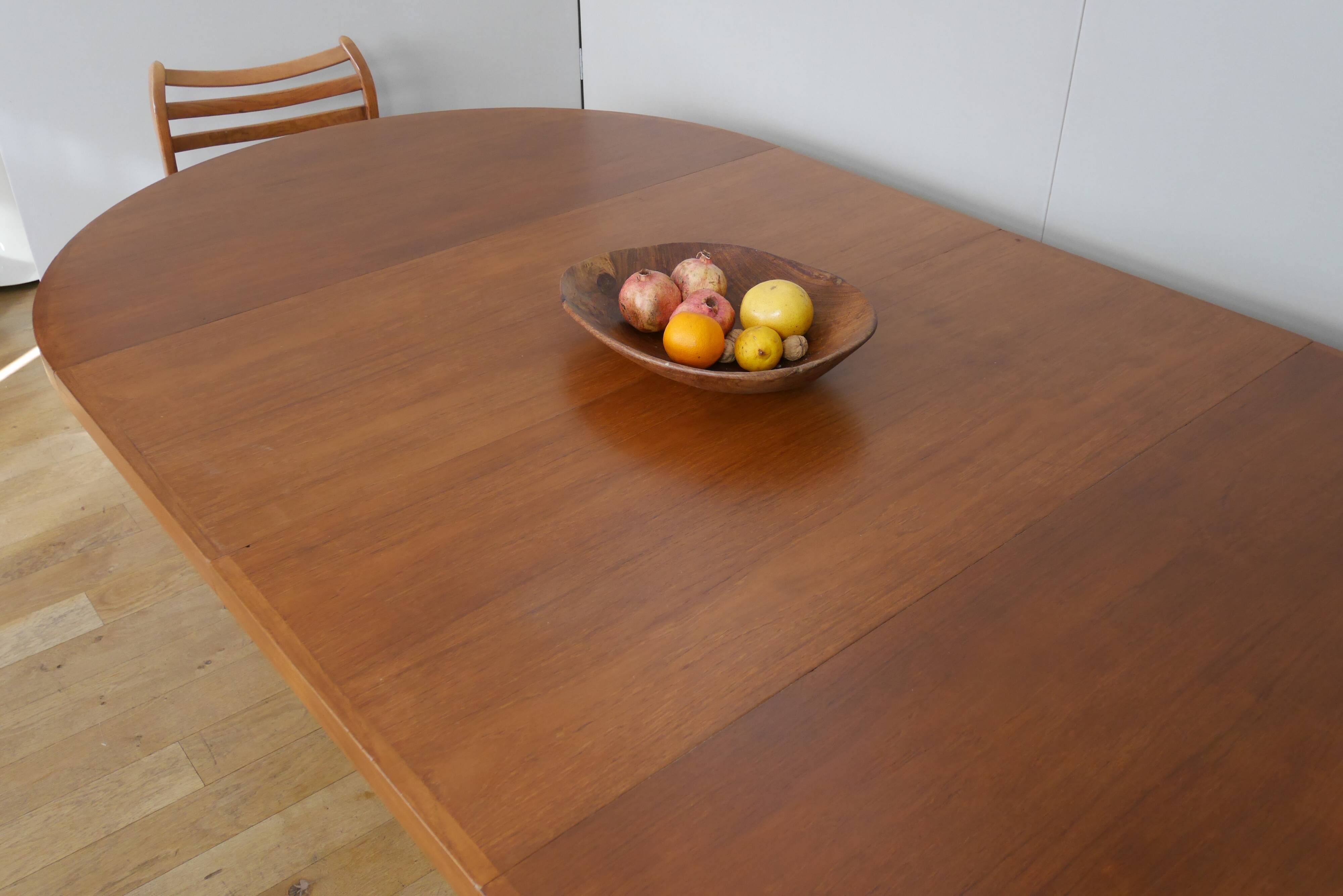 Round table with 2 teak extensions by J. Mortensen, Scandinavian edition Heltborg