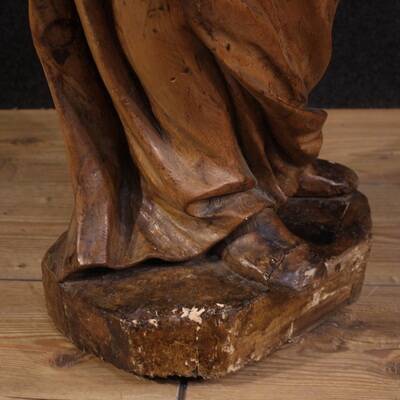Great 17th-century wooden sculpture, Saint Catherine of Alexandria