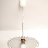 Serrated opaline suspension