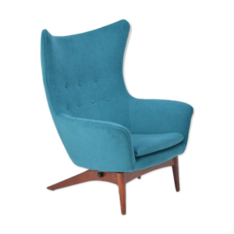 Armchair designed by Henry Walter Klein