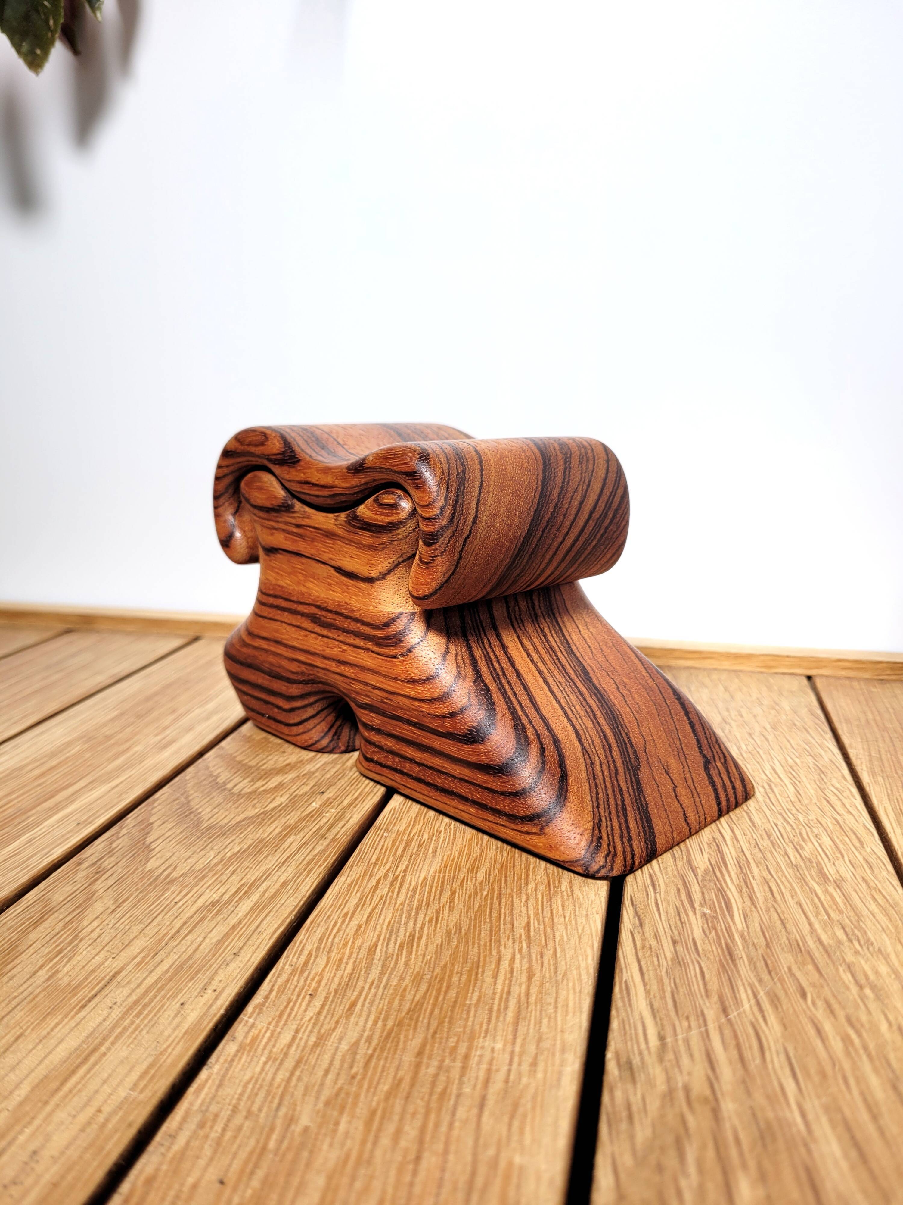 Fred & Marilyn Buss California Jewelry Box