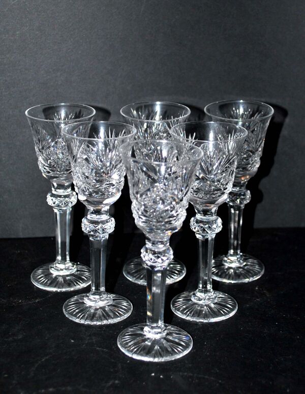 Série de 6 verres à liqueur en cristal taillé diamant Cristallerie Lorraine Lemberg 11cm