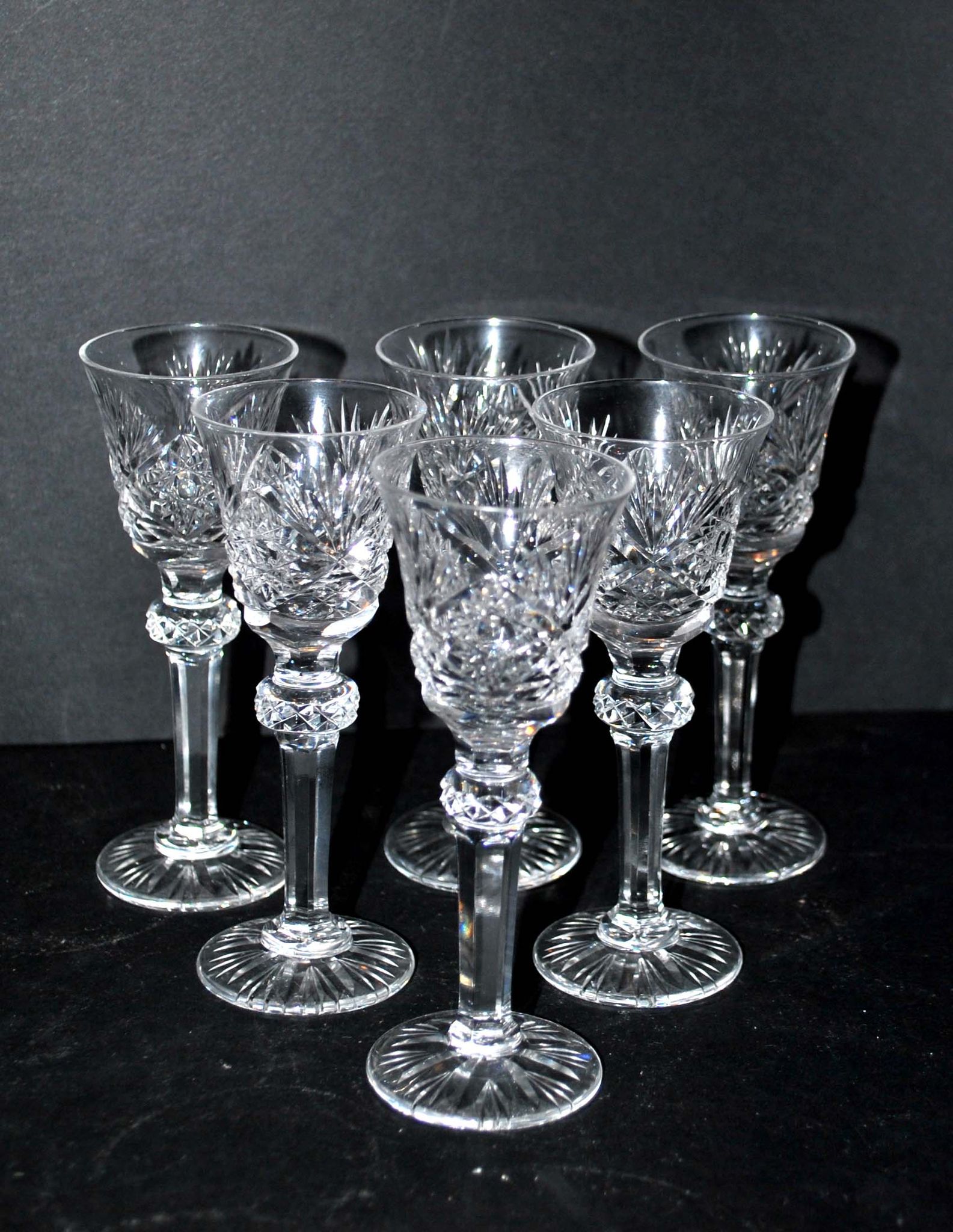 Series of 6 diamond cut crystal liqueur glasses Cristallerie Lorraine Lemberg 11cm