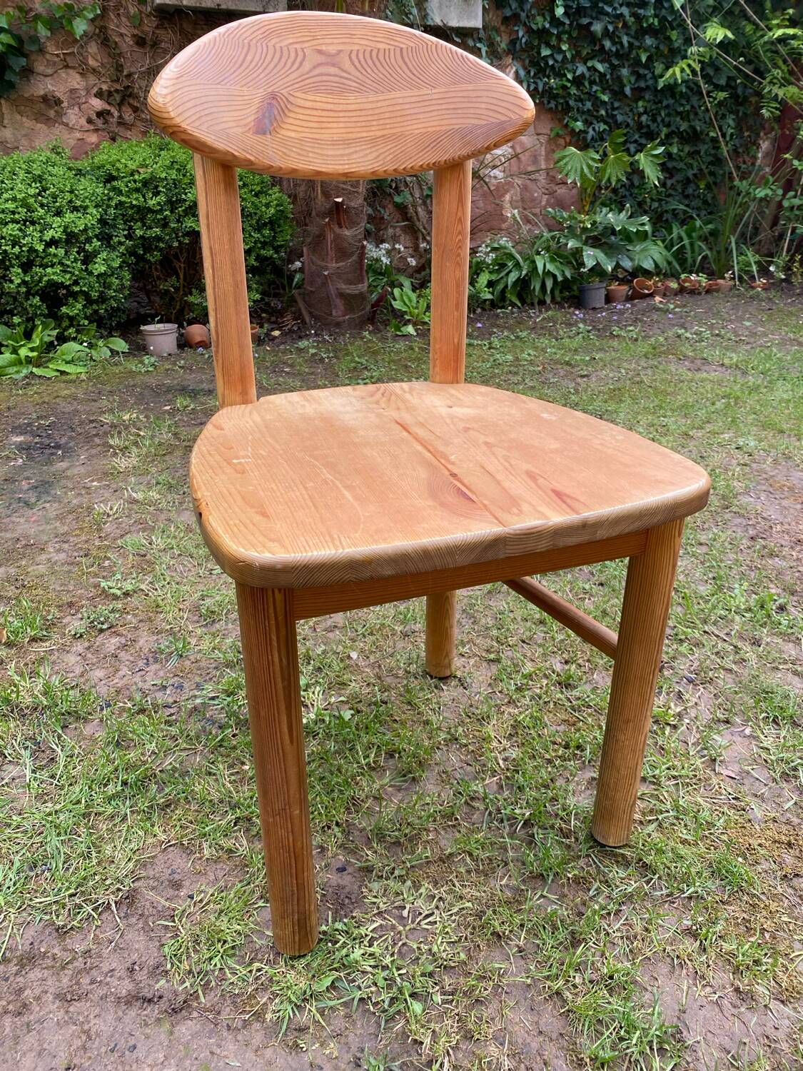 Chaise en pin par Rainer  Daumiller vers 1960