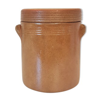 Sandstone pot