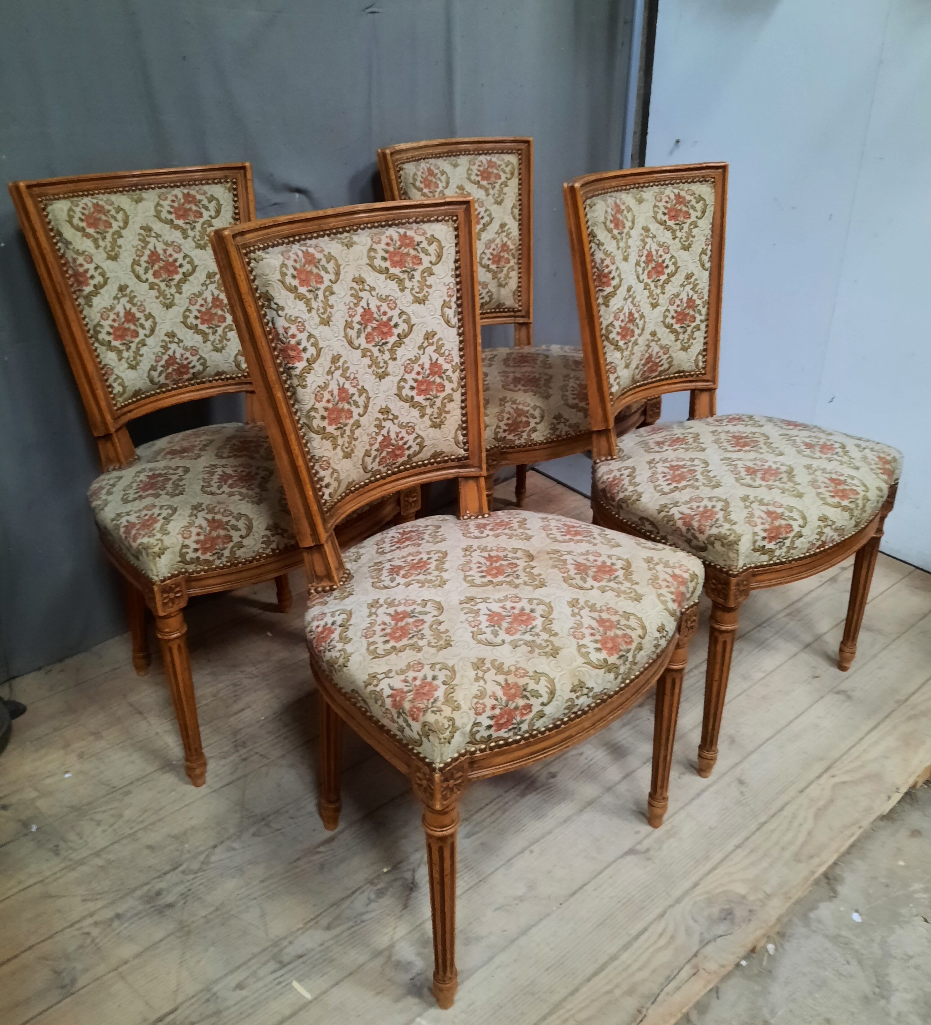 4 Louis XVI style chairs