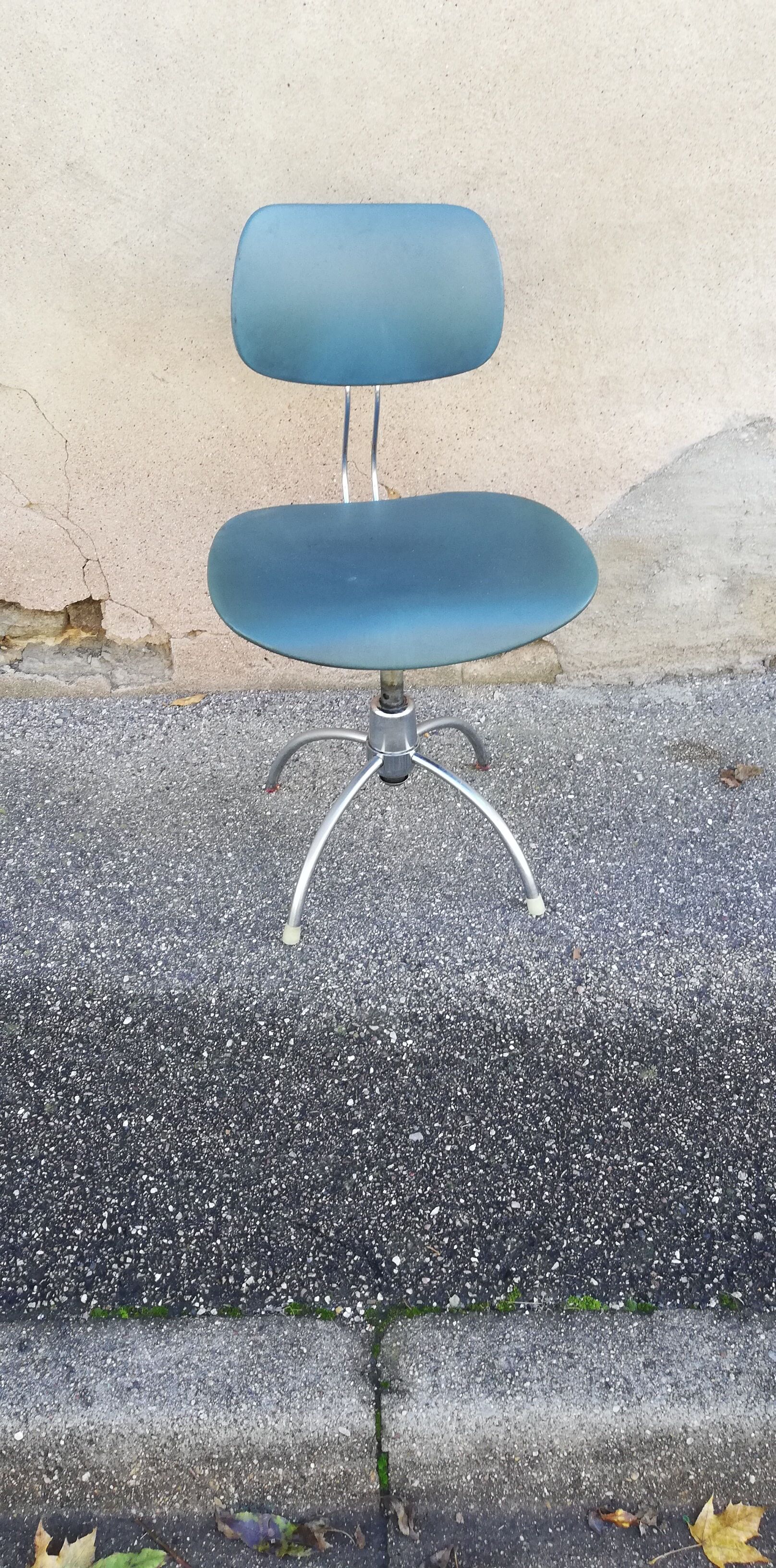 Vintage office chair