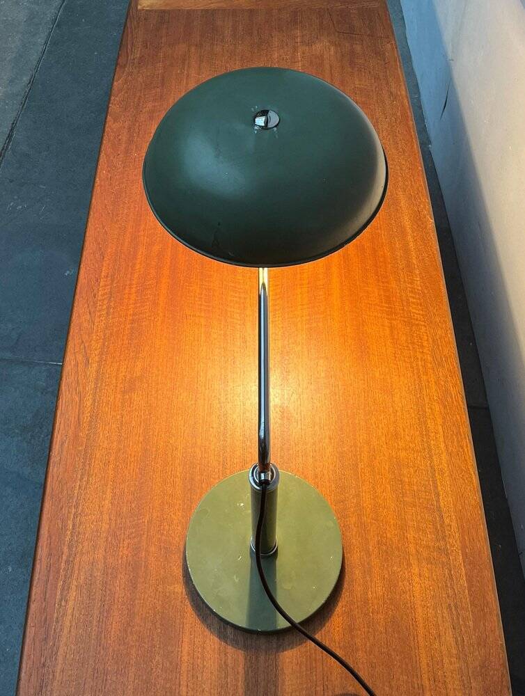 Art Deco swivel table lamp model Swiss Quick 1500 by Alfred Müller for Amba, 1930s.